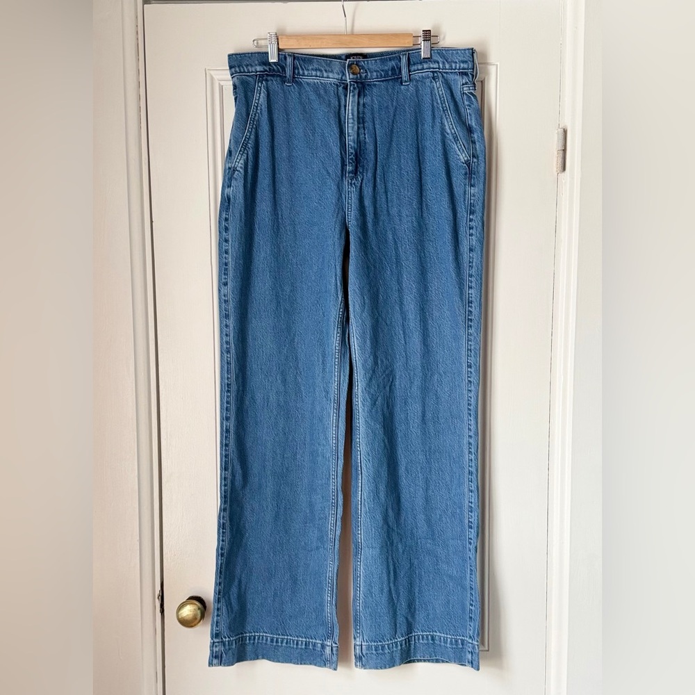 NWT J Crew High Rise Trouser Jean Size 31T Denim Medium Wash